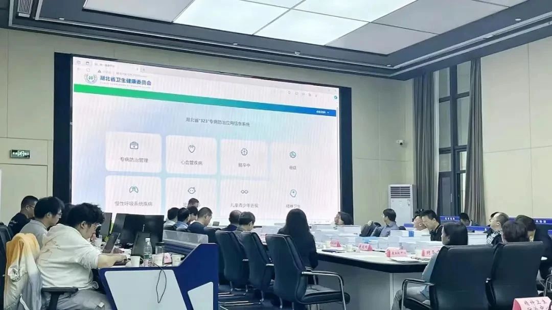 4b3b06c6af0c66c842f306182a3a8497.jpg 4b3b06c6af0c66c842f306182a3a8497.jpg